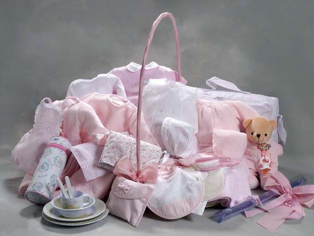 Canastillas bebé y cestas recién nacido para regalo