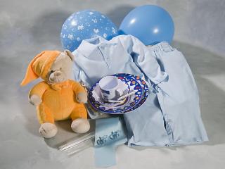 Cesta Regalo Adopción. Comprar regalos de cestas para bebés de adopción al mejor precio en nuestra tienda online.