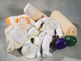 Cestas para bebés y recién nacidos. Regala cestas para bebés y recién nacidos en nuestra tienda online, la forma más cómoda de comprar.