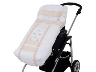 Colección La Toscana. Complementos de canastilla bebé. Sombrilla, neceser, cambiador, funda silla, saco bebe, vestiduras cuna