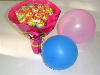 creaciones con chuches ideales para bautizo, comunión