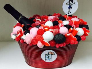 Creaciones para adultos, escudos chuches, ramos chuches, tartas de chuches