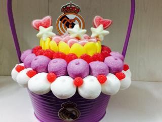 Creaciones para adultos, escudos chuches, ramos chuches, tartas de chuches